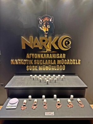 afyonkarahisarda uyusturucu operasyonu 5 tutuklama QpTu7jKD.jpg