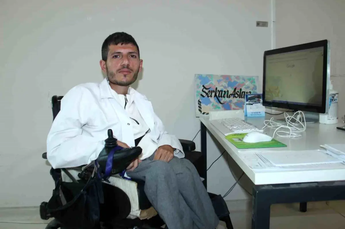 dogustan sma hastasi genc psikolog olmayi basardi I3wRkV7v.jpg