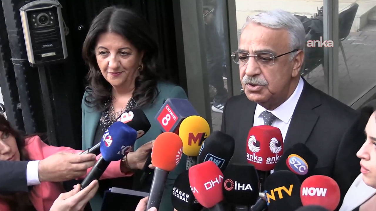 son dakika imrali heyeti uyeleri erdogan ile gorusmek uzere saraya gidiyor i22u24GK.jpg