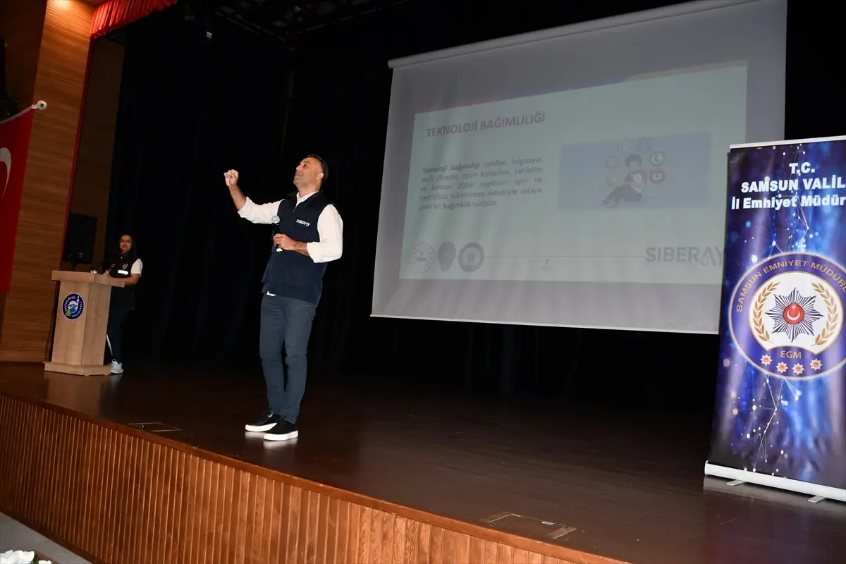 Vezirköprü’de Dijital Güvenlik Semineri