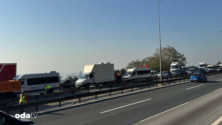 anadolu otoyolunda feci kaza ulasim normale donuyor V5jgO5Rh.jpg