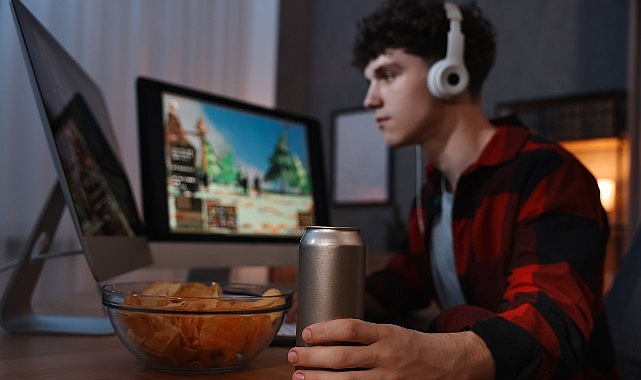 enerji icecegiyle alkol karisimi ilk belirtiler carpinti ve tansiyon yukselmesi 5vhljtz5.jpg