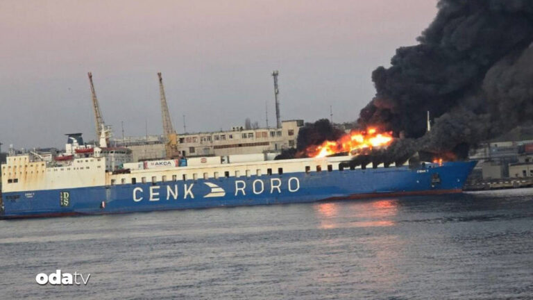 rus-fuzesi-turk-gemisini-vurdu-a2y43lxl.jpg